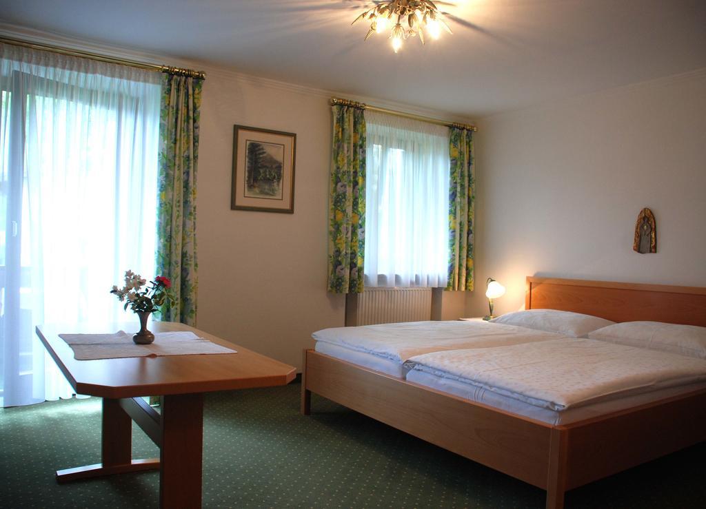 Hotel Haslgut Fuschl am See Habitación foto